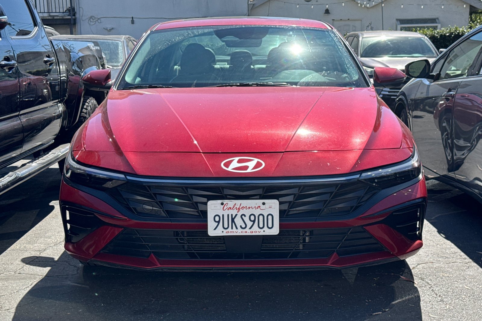 Used 2025 Hyundai Elantra Limited FWD image 3