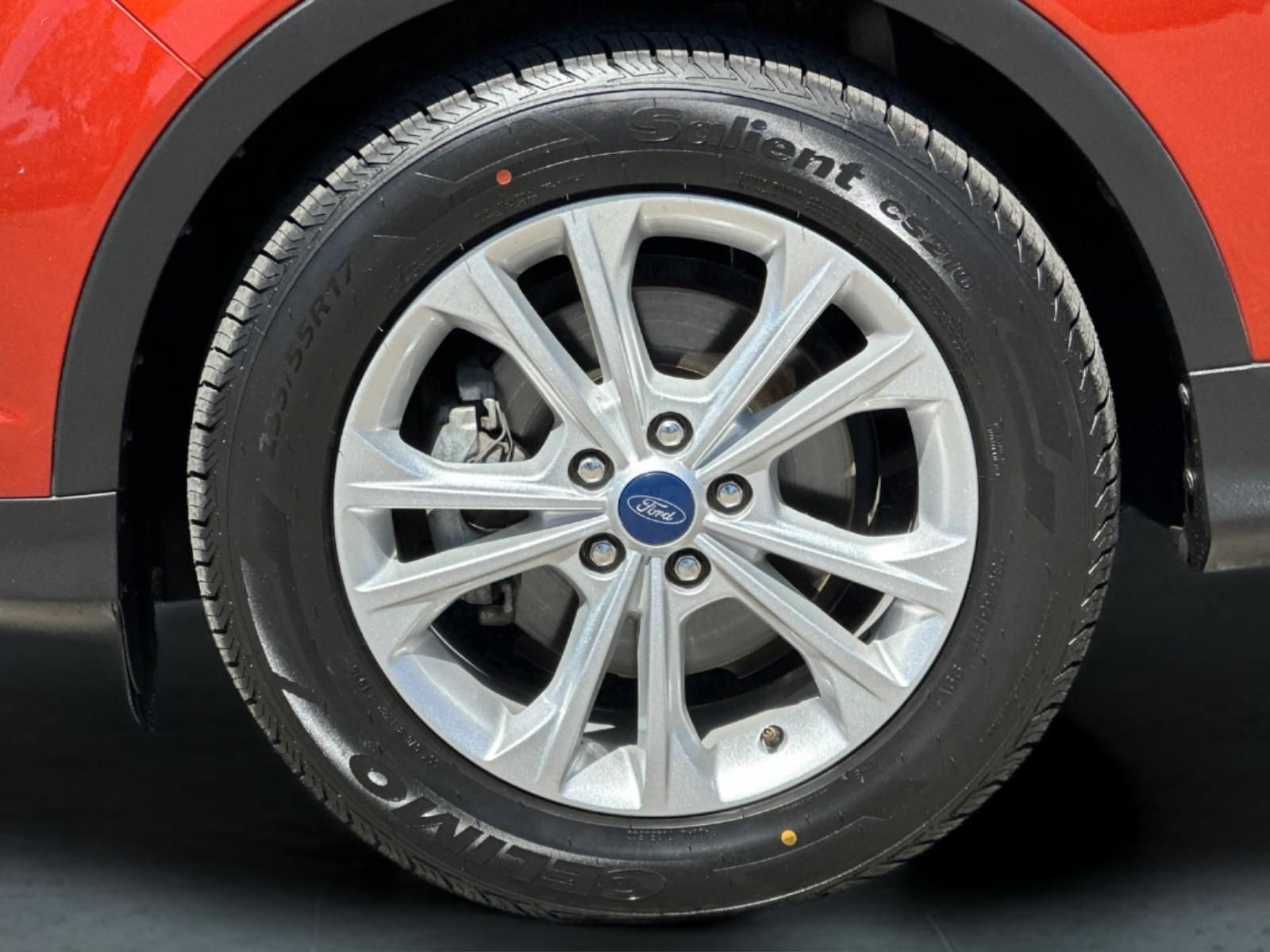 Used 2019 Ford Escape SE FWD image 25