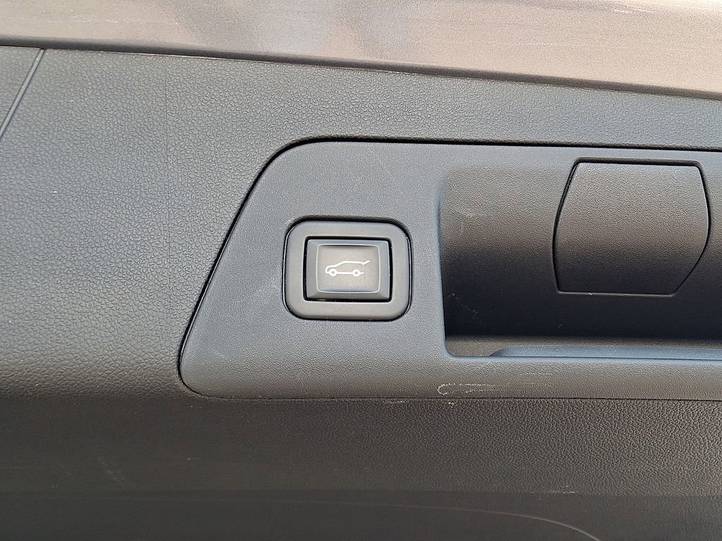 Used 2021 Buick Envision Preferred AWD/4WD image 29