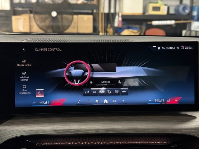 New 2026 BMW 330i xDrive Sedan w/ Premium Package image 35