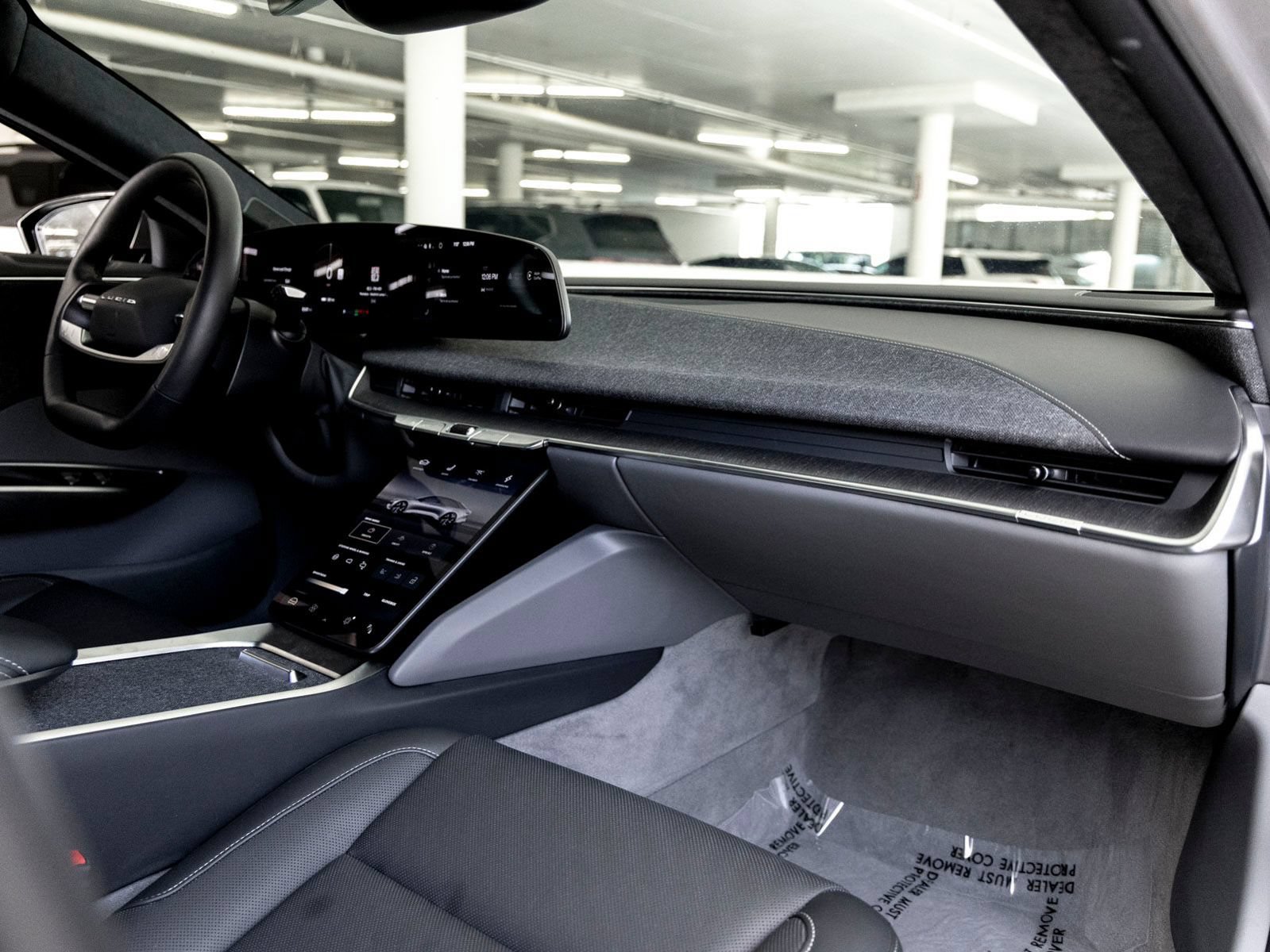 Used 2024 Lucid Air Touring AWD/4WD image 28
