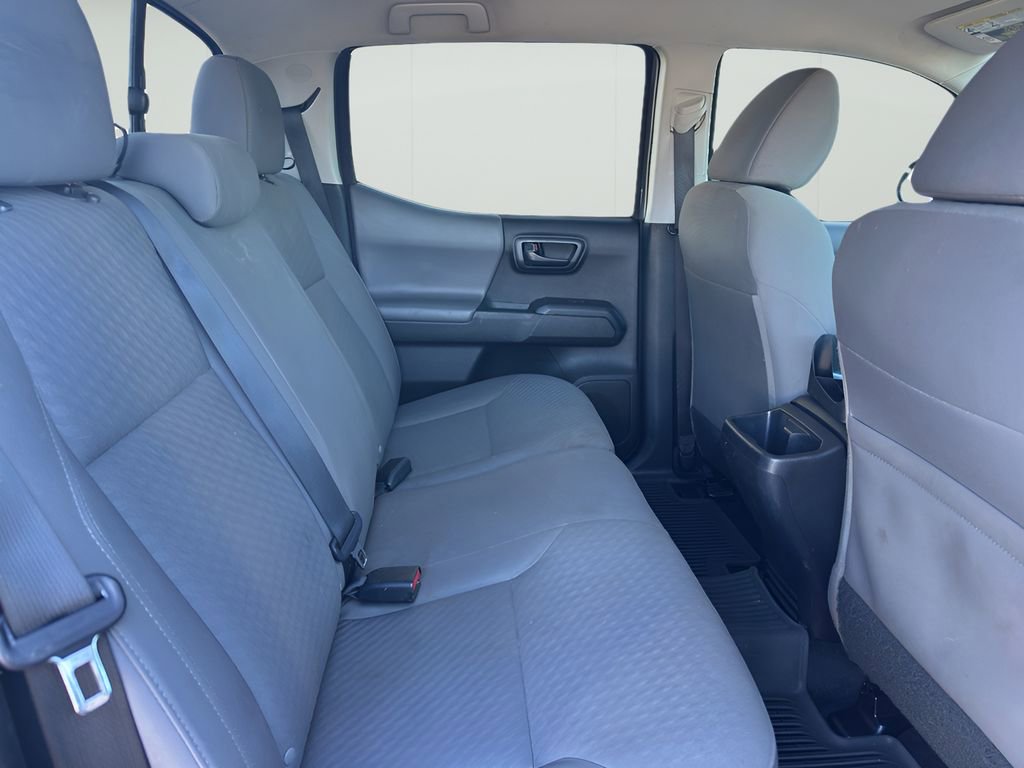 Used 2022 Toyota Tacoma SR AWD/4WD image 29