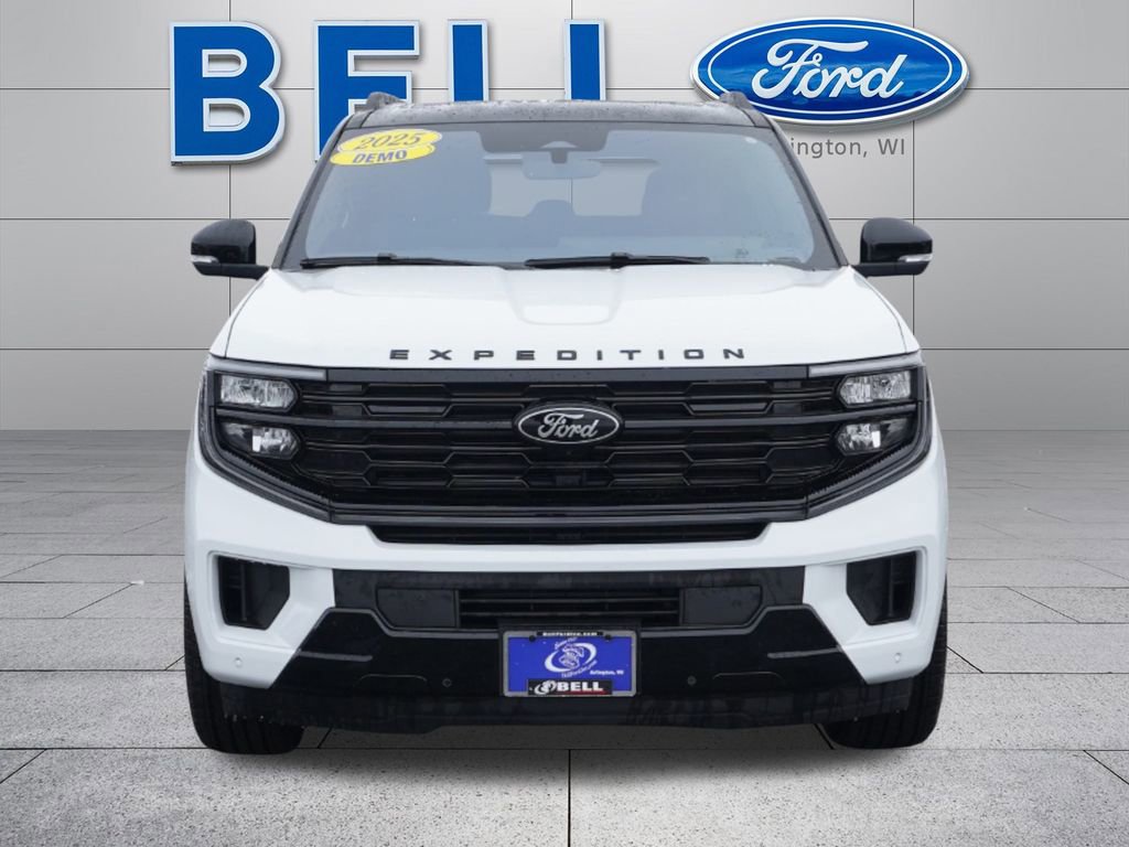 New 2025 Ford Expedition Max Platinum w/ Stealth Performance Package image 10