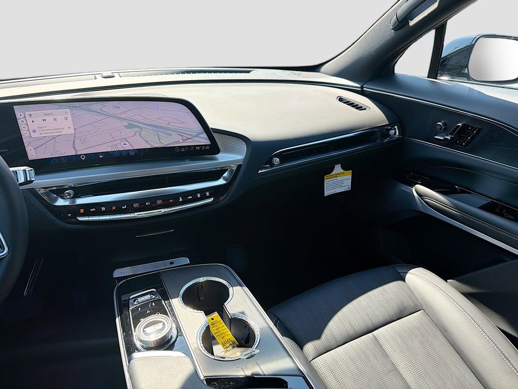 New 2025 Cadillac Lyriq Sport image 24