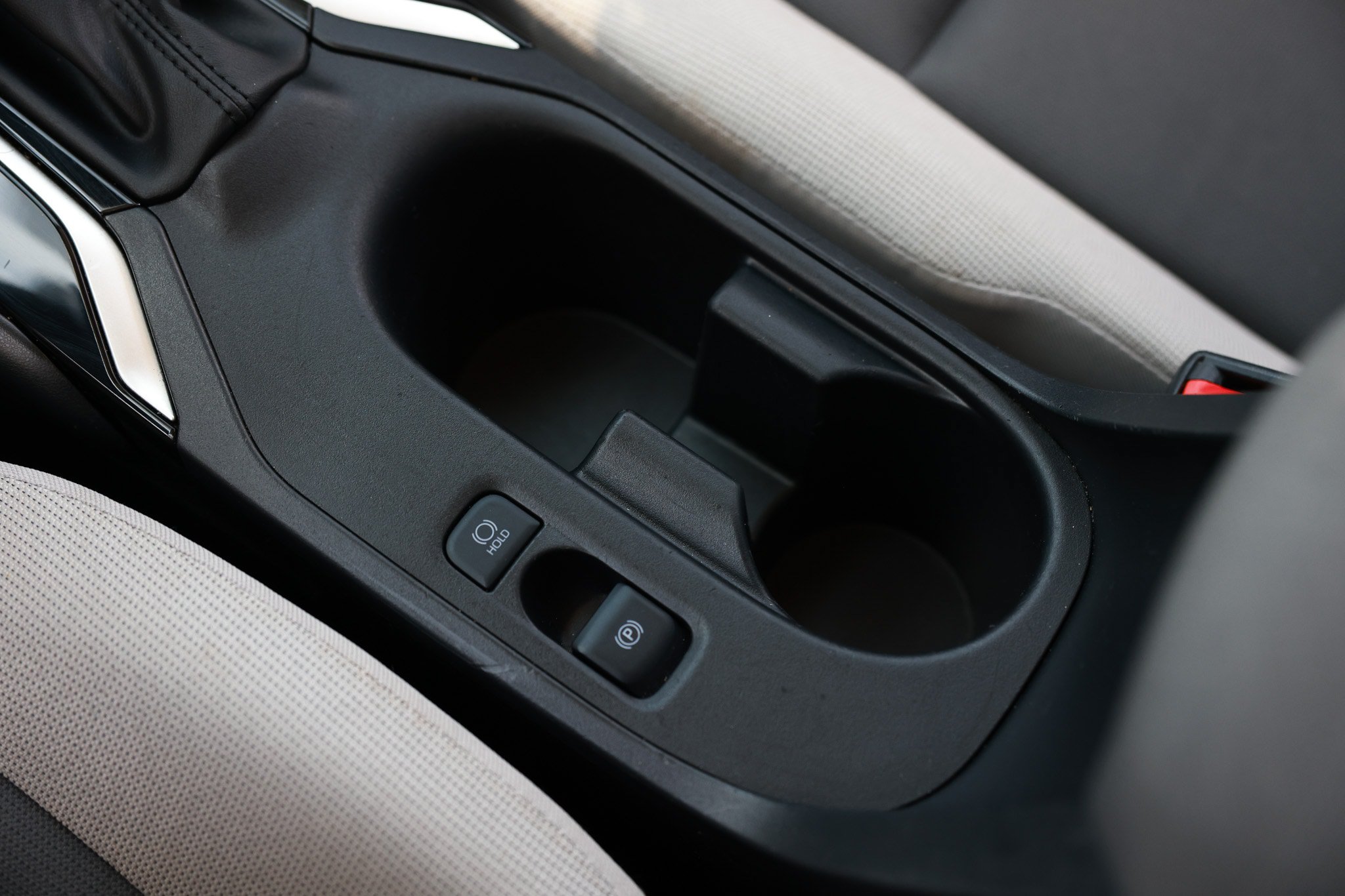 Used 2024 Toyota Corolla LE FWD image 40