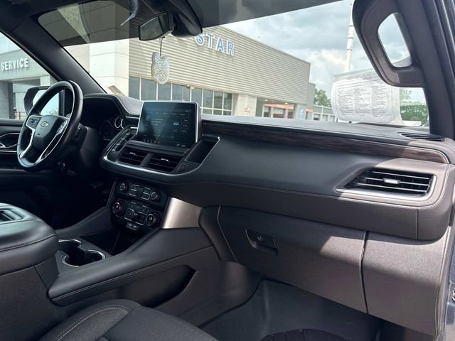 Used 2021 Chevrolet Suburban LS RWD image 19