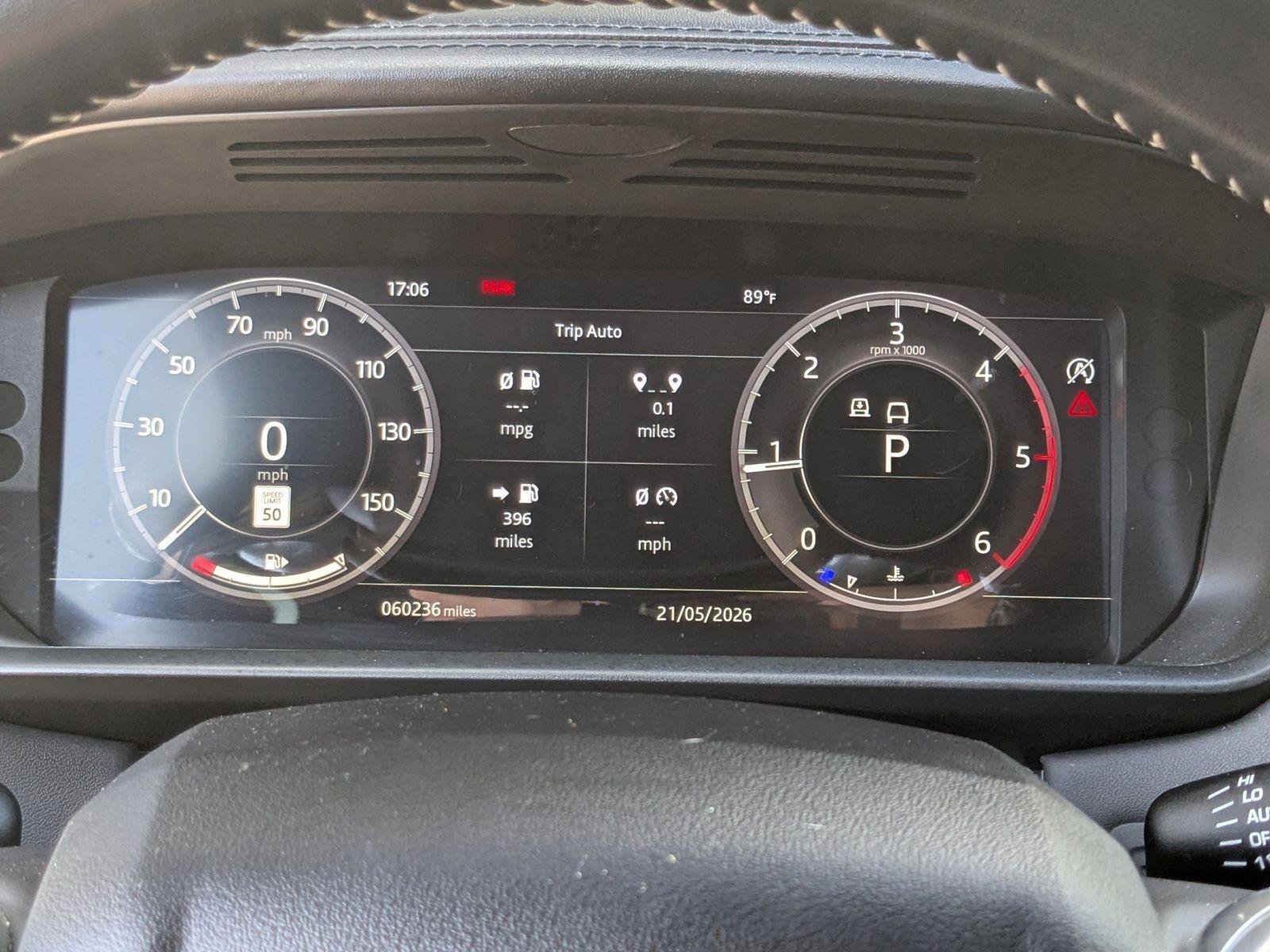 Used 2020 Land Rover Discovery HSE Luxury AWD/4WD image 10
