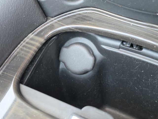 Used 2020 Buick Envision Essence AWD/4WD image 34