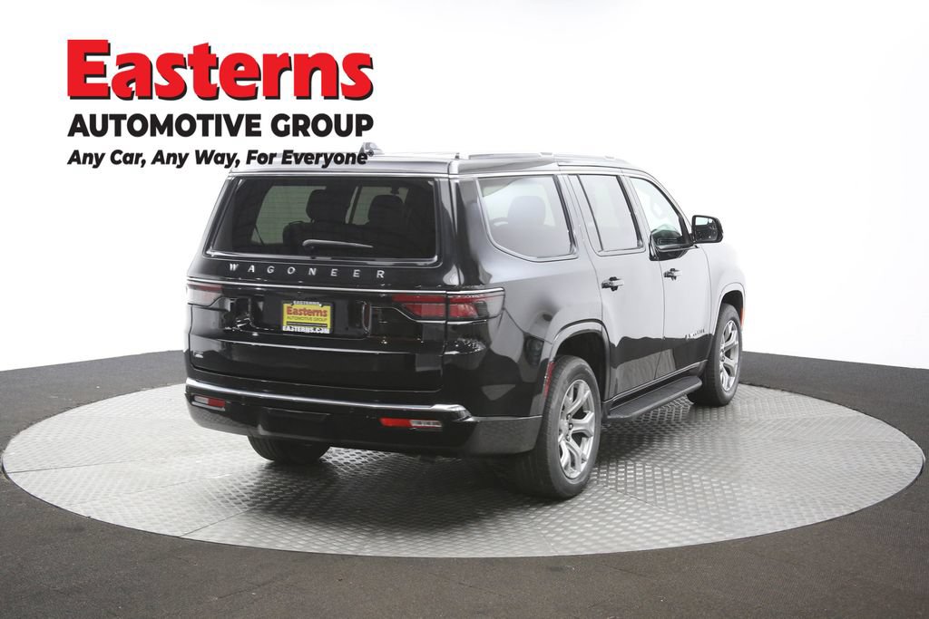 Used 2022 Jeep Wagoneer Series II AWD/4WD image 40