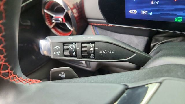 Used 2025 Chevrolet Blazer EV RS image 42