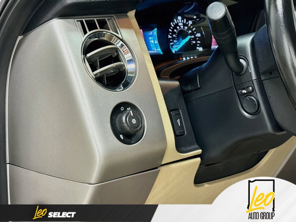 Used 2017 Ford Expedition EL Limited w/ Equipment Group 301A AWD/4WD image 13