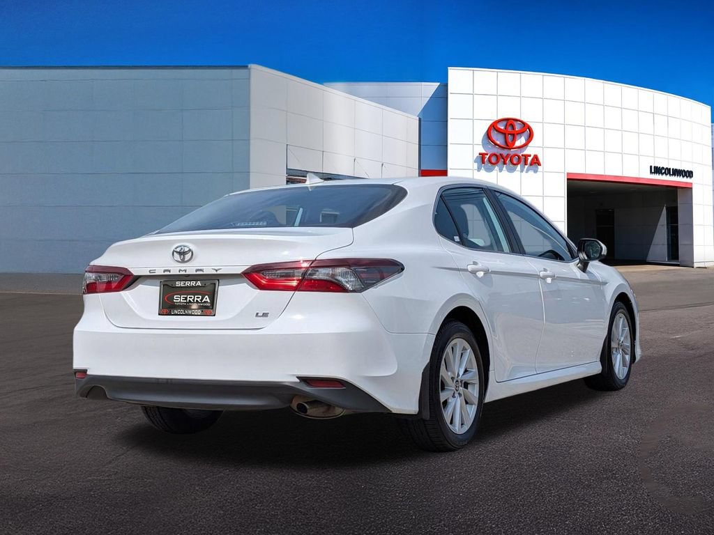 Used 2024 Toyota Camry LE FWD image 10