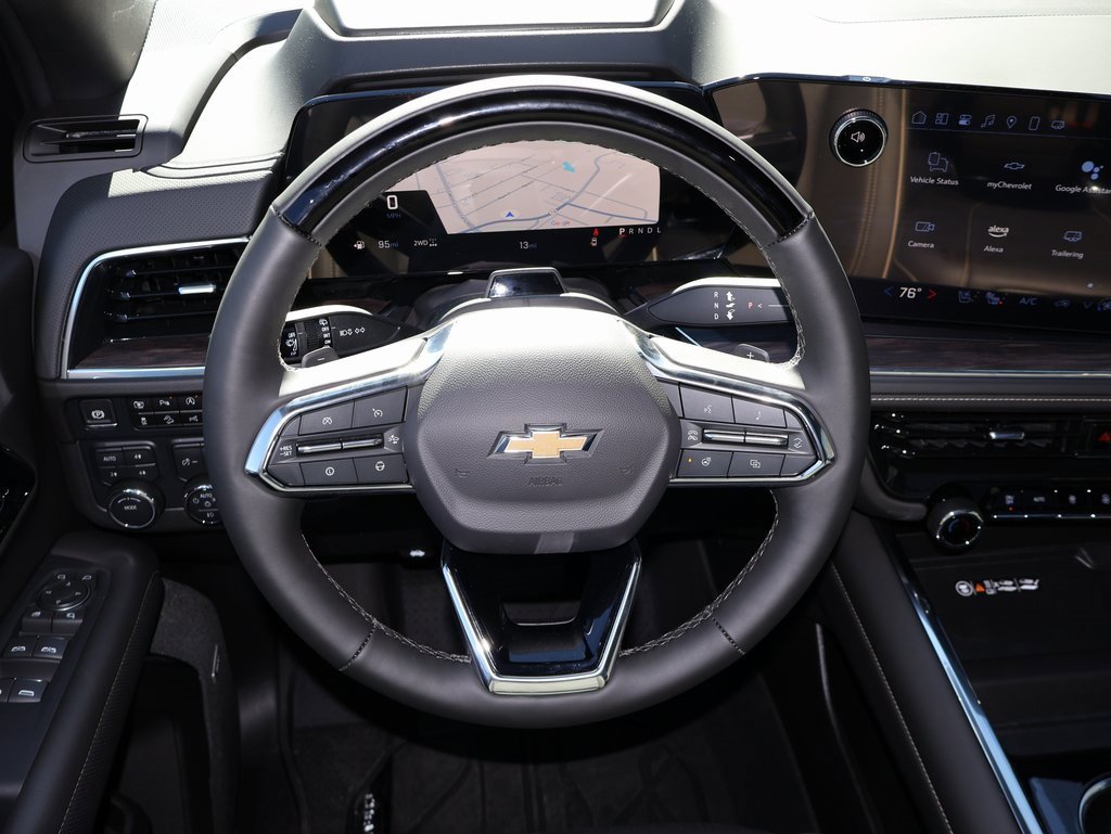 New 2025 Chevrolet Suburban Premier image 16