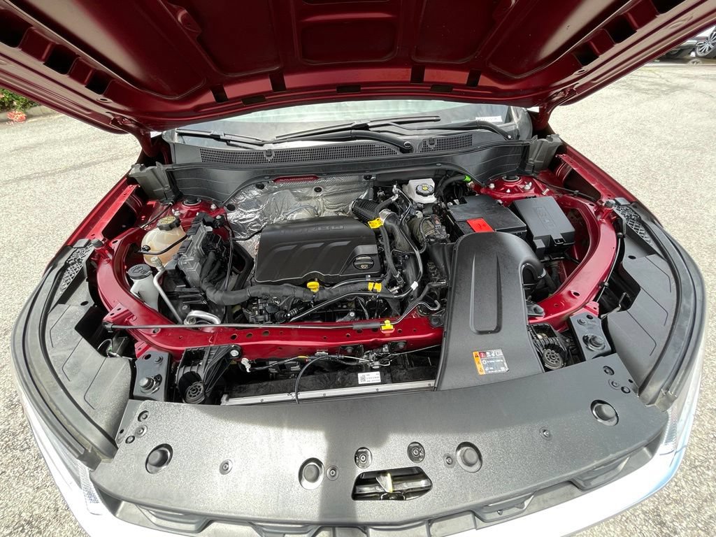 Used 2025 Chevrolet Trax LS w/ LS Convenience Package FWD image 32