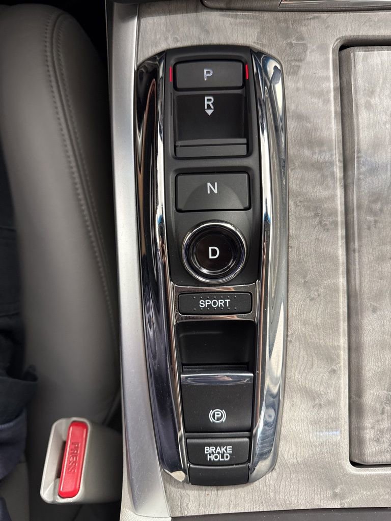 Used 2018 Acura RLX w/ Technology Package FWD image 30