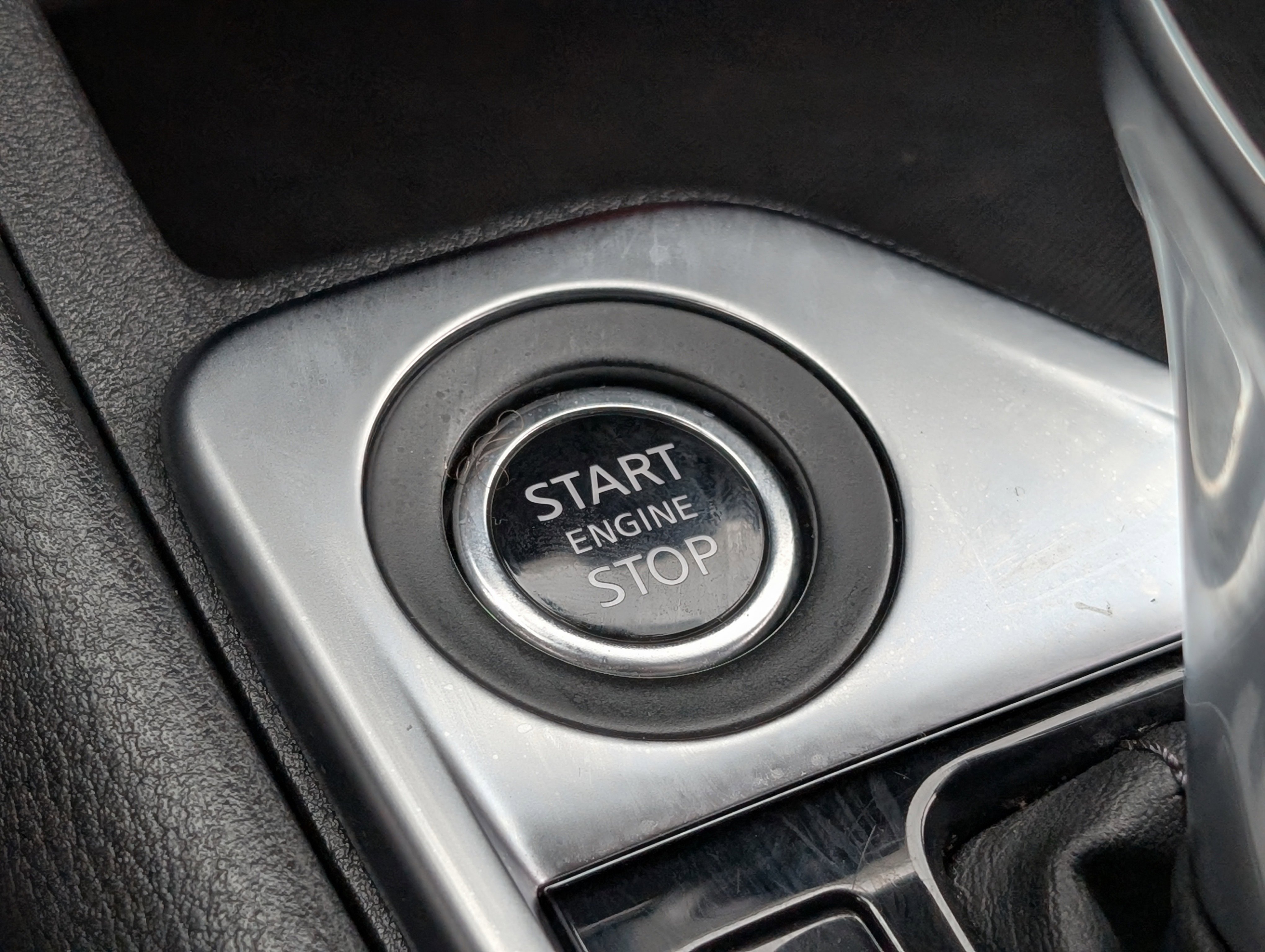 Used 2025 Nissan Sentra SV w/ All-Weather Package FWD image 31