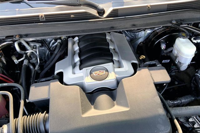 Used 2017 Cadillac Escalade ESV Luxury AWD/4WD image 32