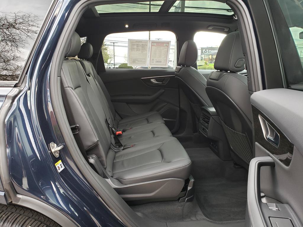 Used 2025 Audi Q7 3.0T Premium Plus w/ Premium Plus Package AWD/4WD image 16
