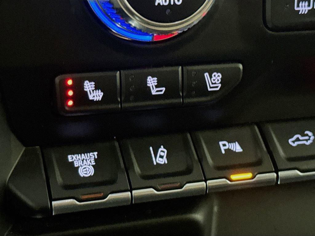 Used 2022 GMC Sierra 3500 Denali w/ Denali Ultimate Package image 19