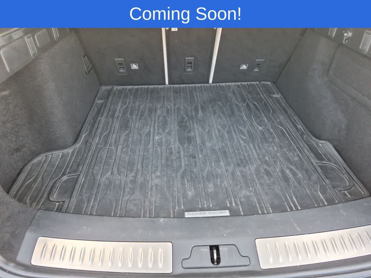 Used 2019 Land Rover Range Rover Velar S AWD/4WD image 33