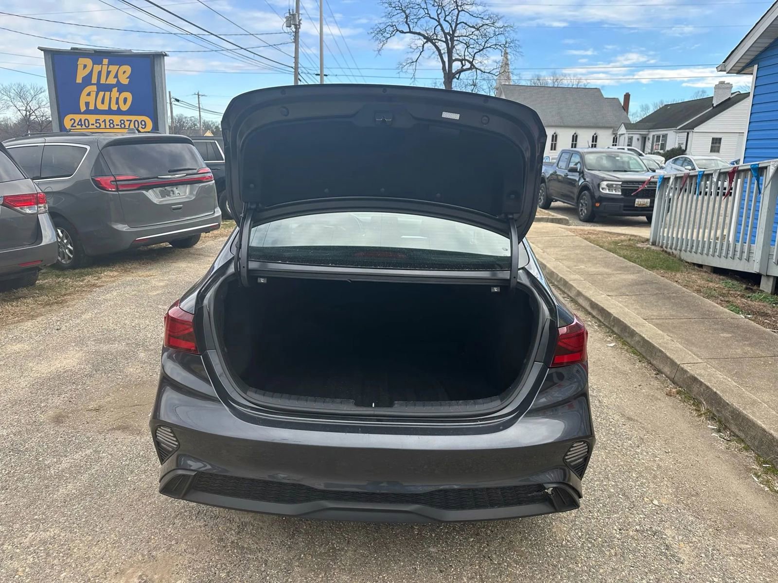 Used 2023 Kia Forte LXS image 10