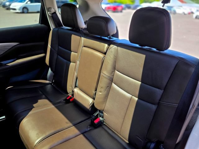 Used 2015 Nissan Murano Platinum w/ Platinum Technology Package AWD/4WD image 38