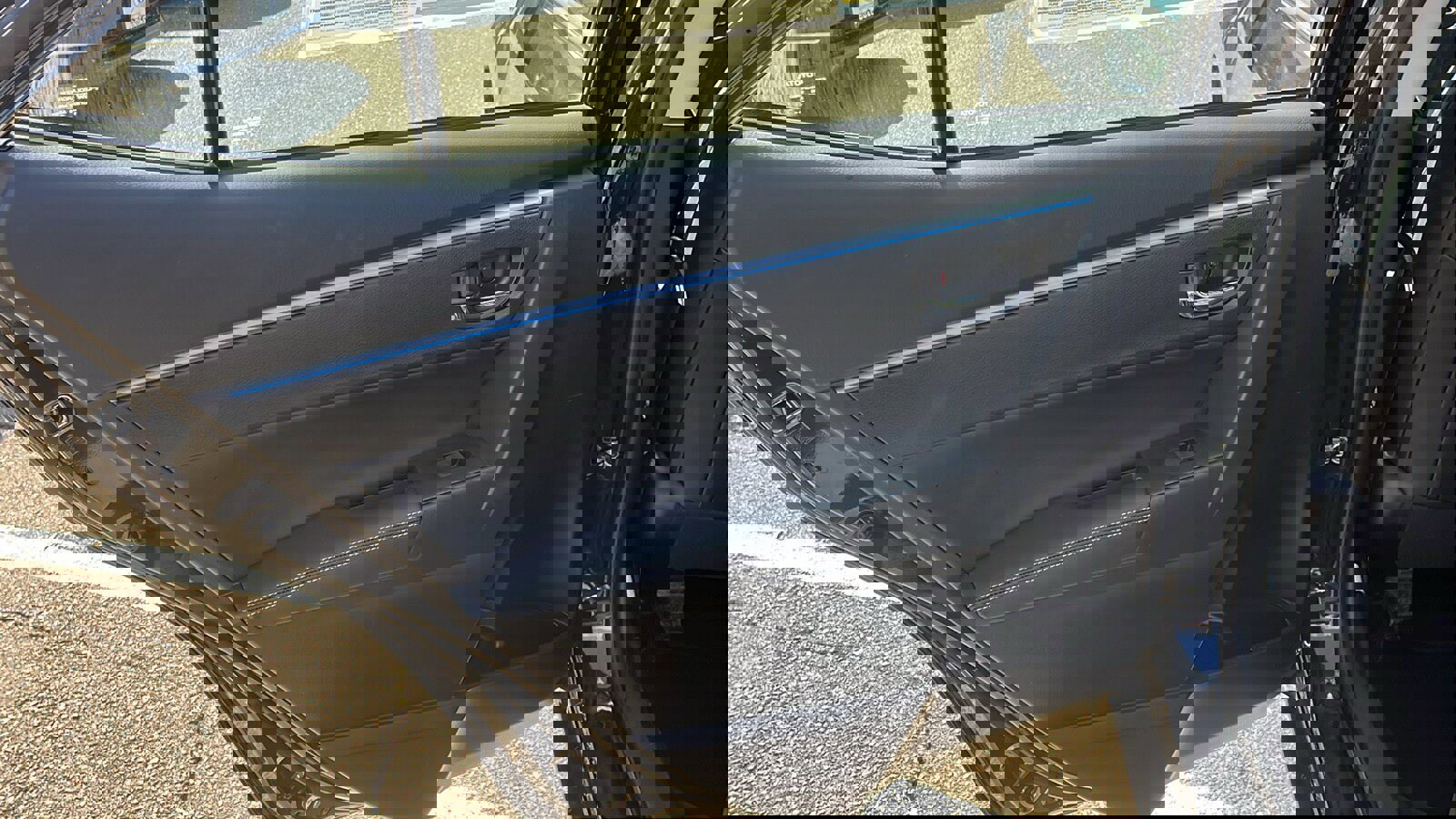 Used 2016 Toyota Corolla S image 21