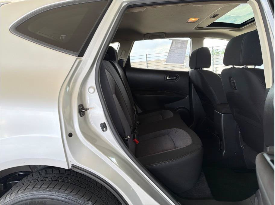Used 2013 Nissan Rogue SV w/ Premium Pkg AWD/4WD image 13