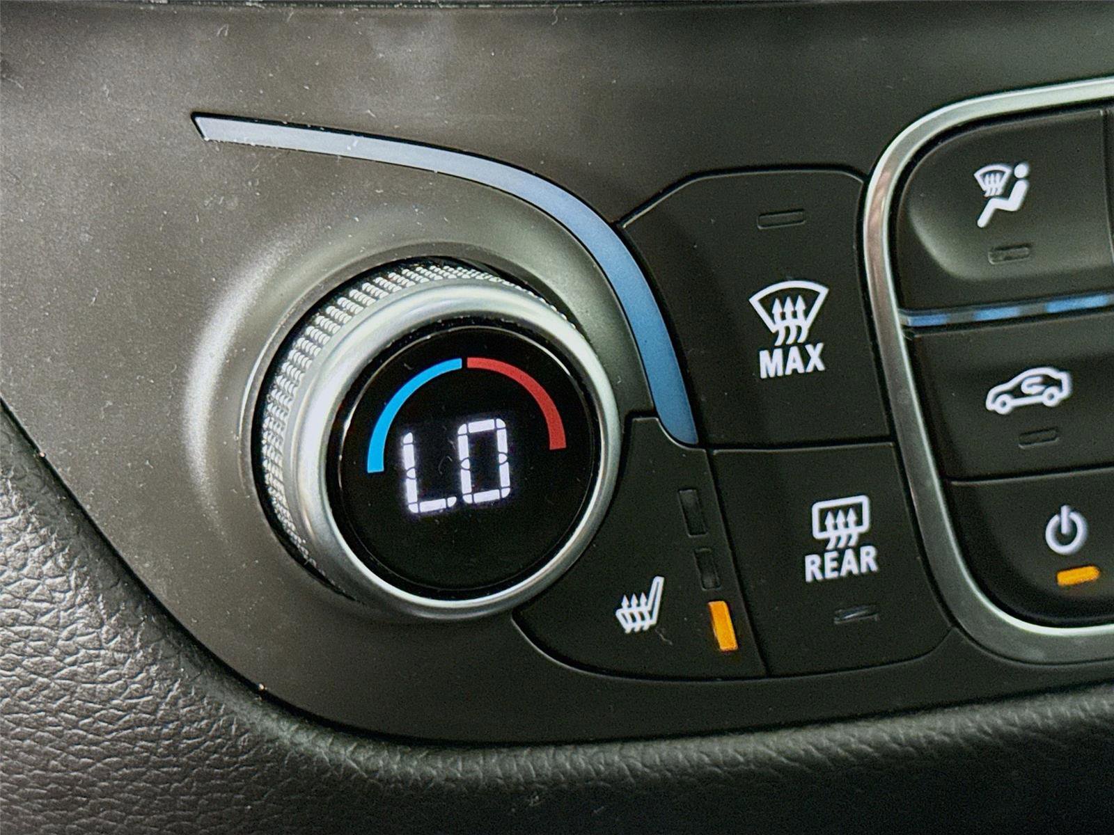 Used 2019 Chevrolet Equinox LT image 20