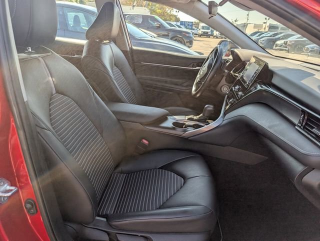 Used 2021 Toyota Camry SE image 15