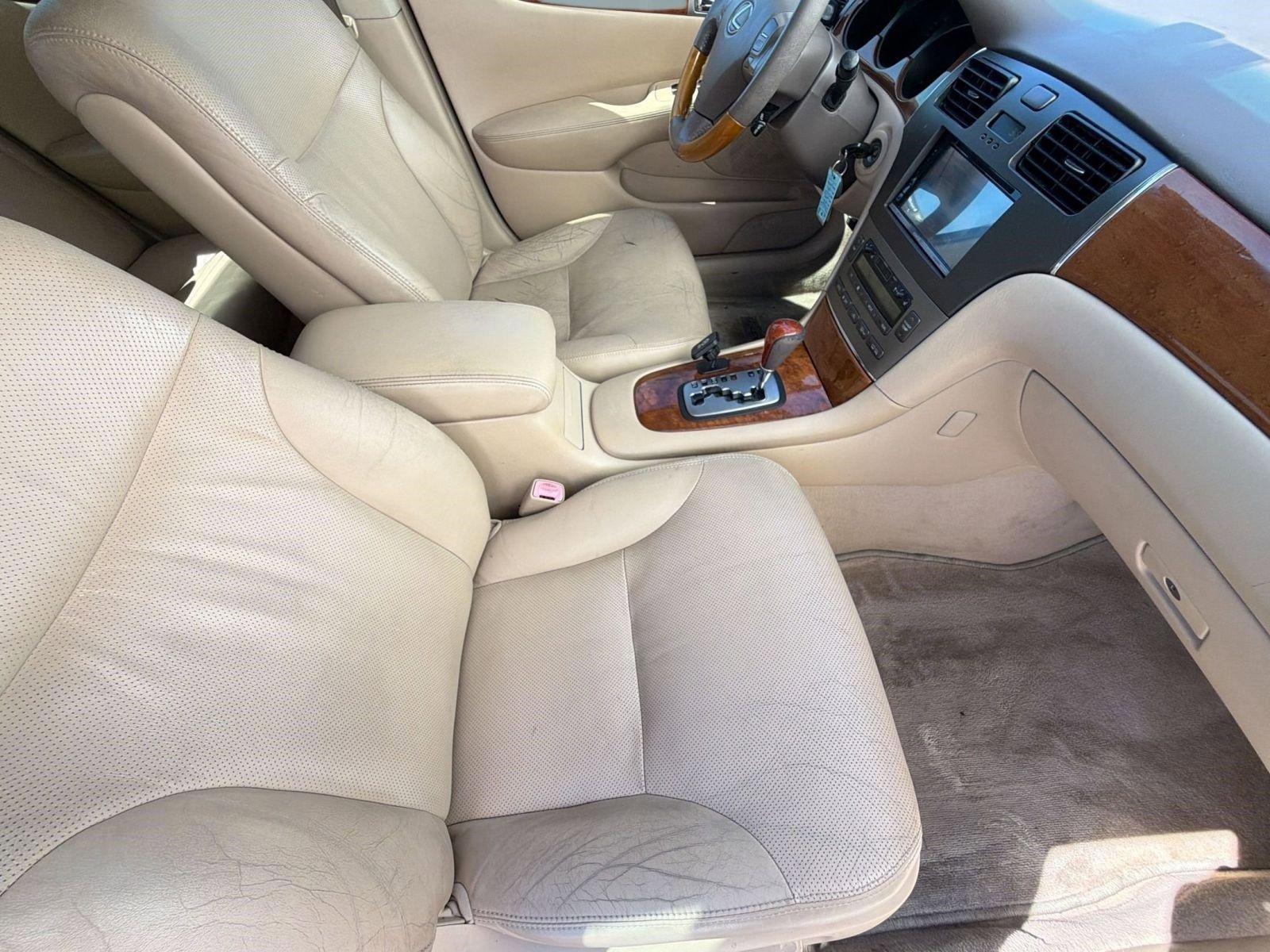 Used 2005 Lexus ES 330 image 33