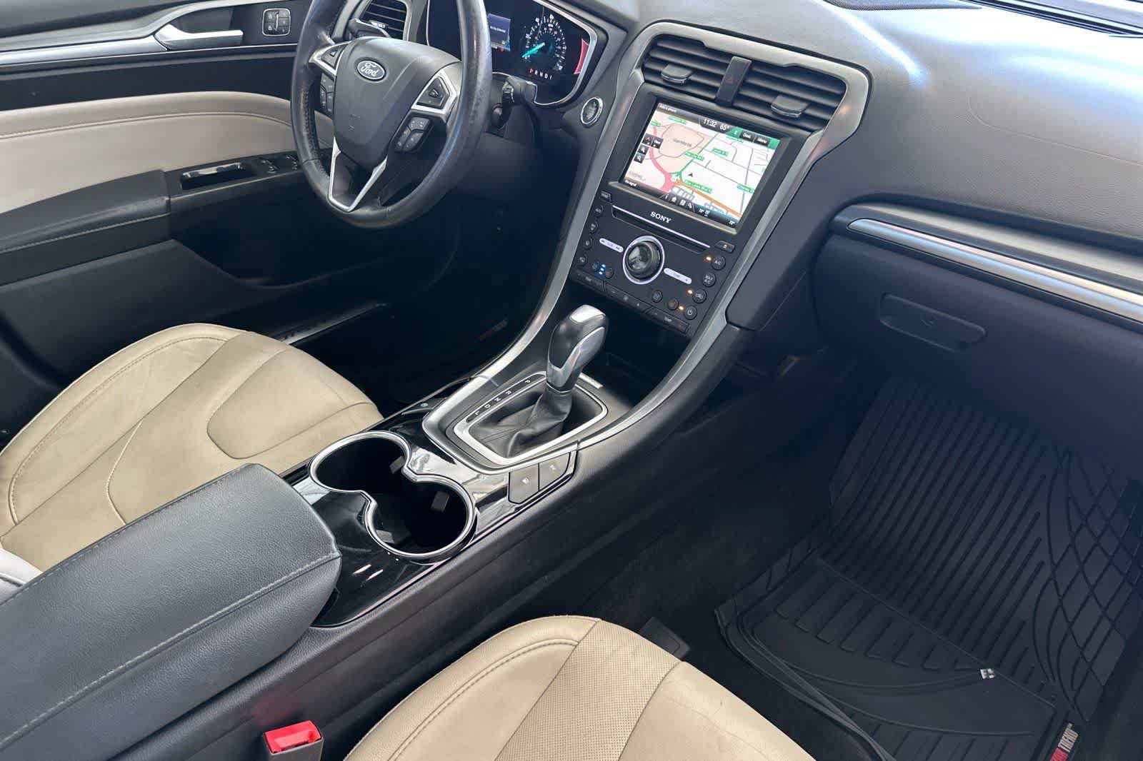 Used 2016 Ford Fusion Energi Titanium w/ Driver Assist Package FWD image 16
