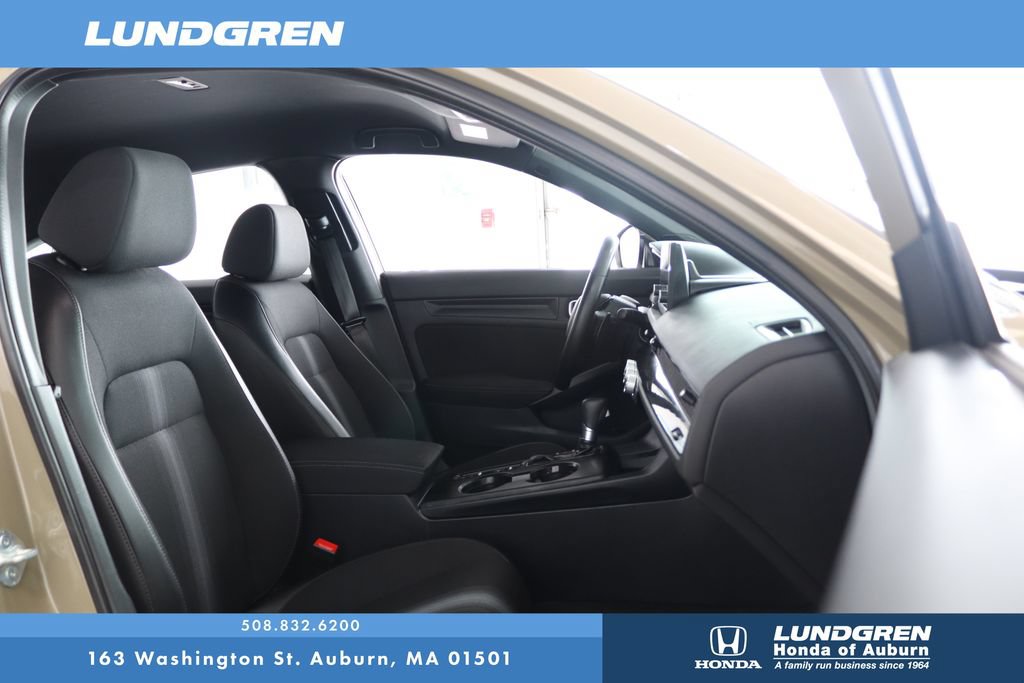 Used 2025 Honda Civic Sport image 16