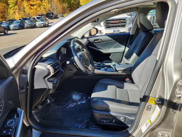 Used 2018 Lexus IS 300 AWD w/ Comfort Package image 17