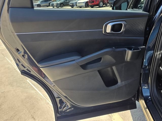 Used 2023 Kia Sorento EX AWD/4WD image 18
