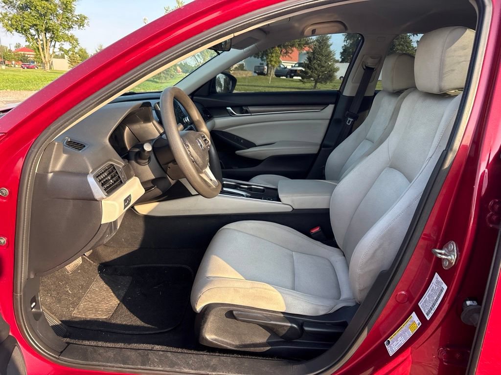 Used 2018 Honda Accord LX image 12