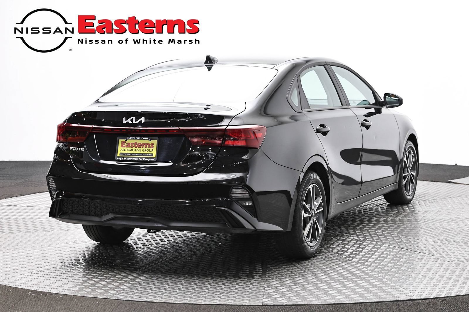Used 2024 Kia Forte LXS FWD image 5