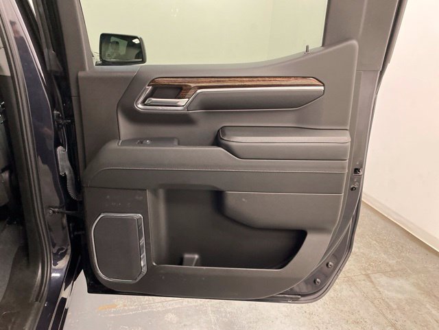 Used 2024 GMC Sierra 1500 Elevation AWD/4WD image 19