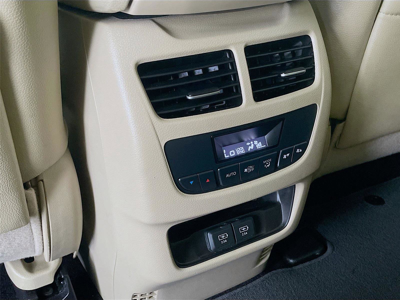 Used 2020 Acura MDX SH-AWD w/ Technology Package image 28