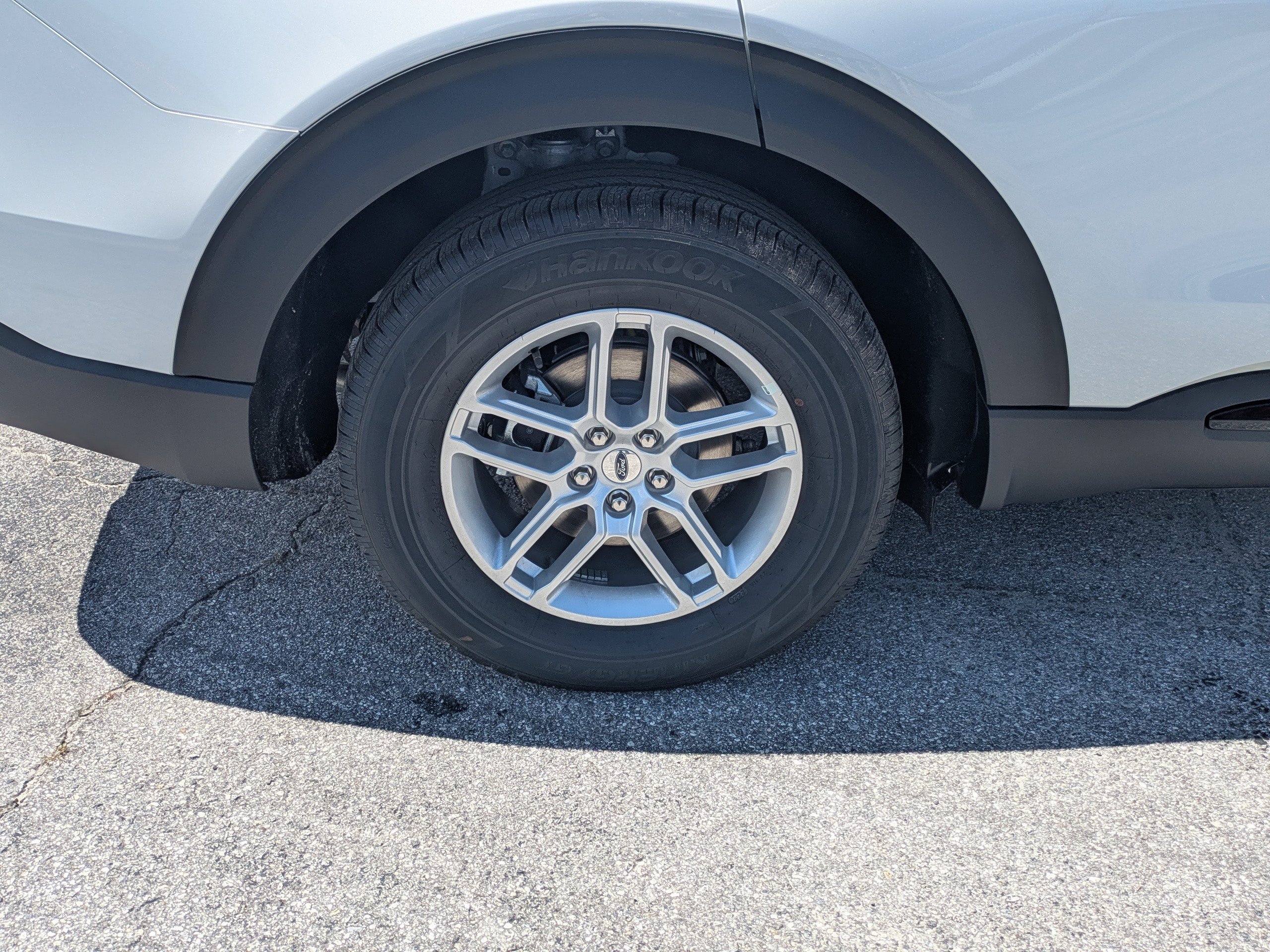 New 2026 Ford Explorer Active w/ Active Comfort Package RWD image 11