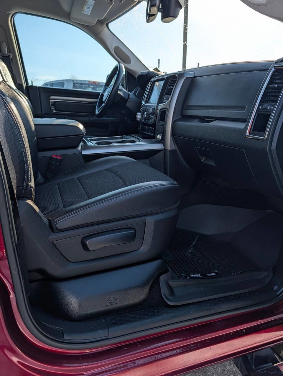 Used 2018 RAM 1500 Sport w/ Sport Premium Group AWD/4WD image 32