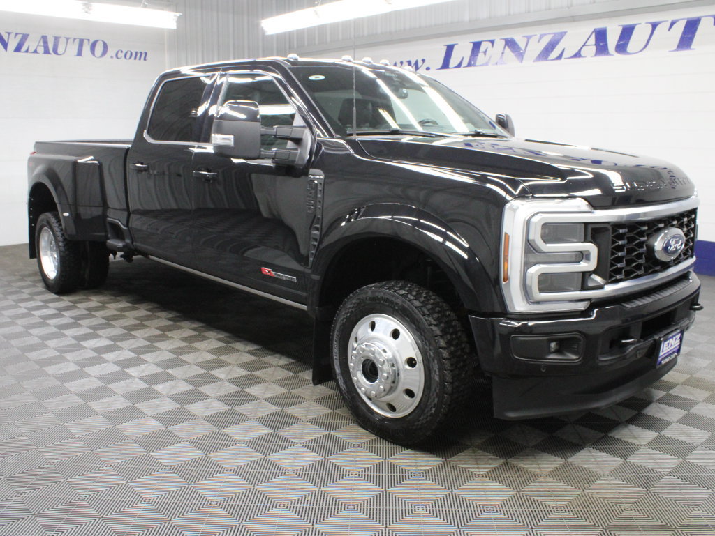 Used 2025 Ford F450 Platinum AWD/4WD image 3