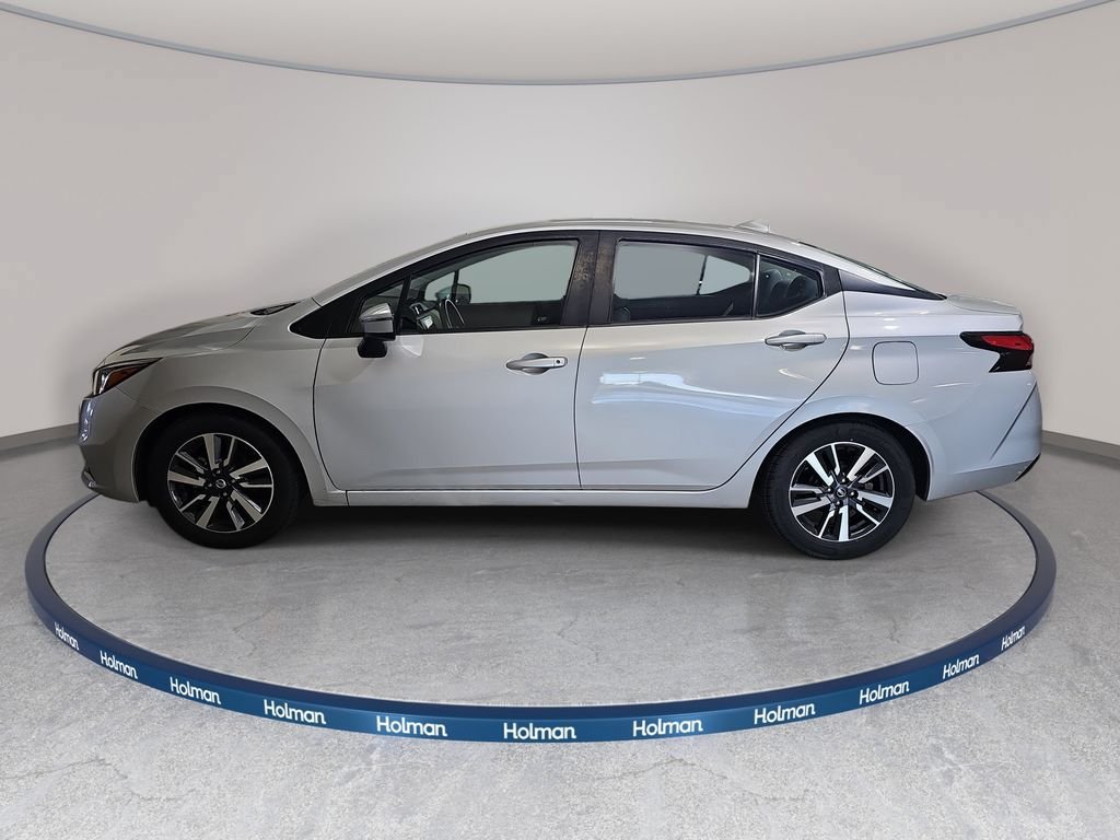 Used 2021 Nissan Versa SV FWD image 9