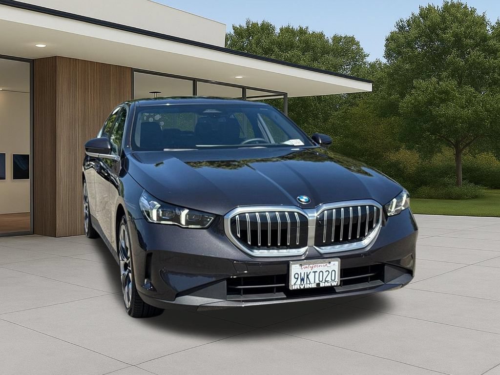 Used 2026 BMW 530i w/ Premium Package RWD image 5