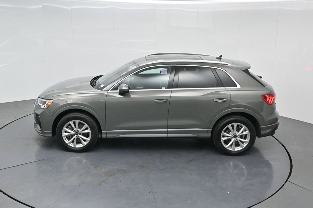 Used 2025 Audi Q3 2.0T Premium AWD/4WD image 54