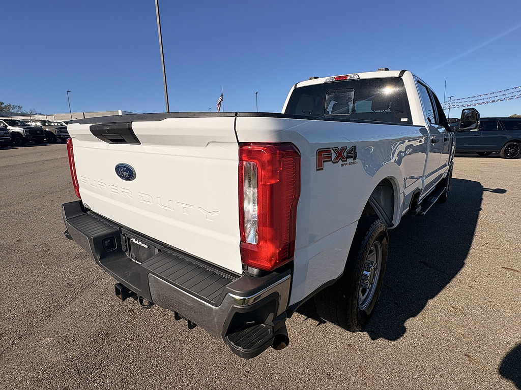 Used 2024 Ford F350 XL w/ FX4 Off-Road Package AWD/4WD image 5