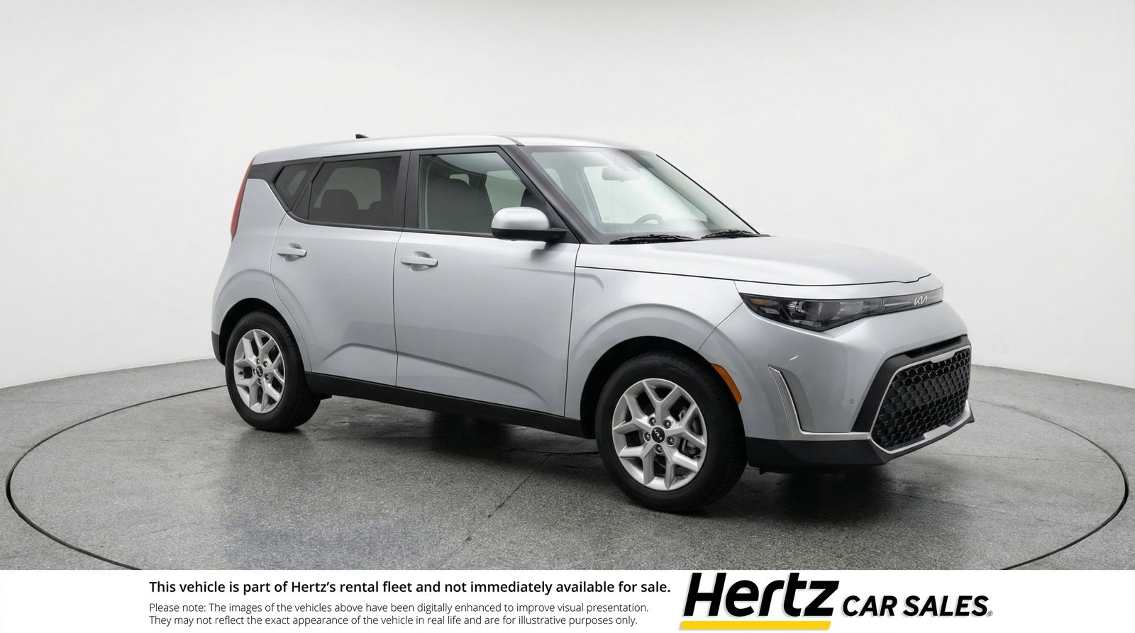 Used 2025 Kia Soul LX w/ LX Technology Package FWD image 1