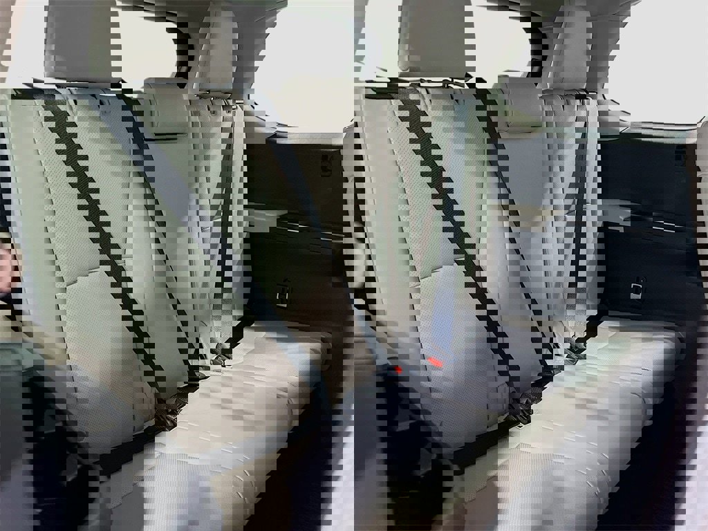 New 2026 Toyota Grand Highlander XLE image 27