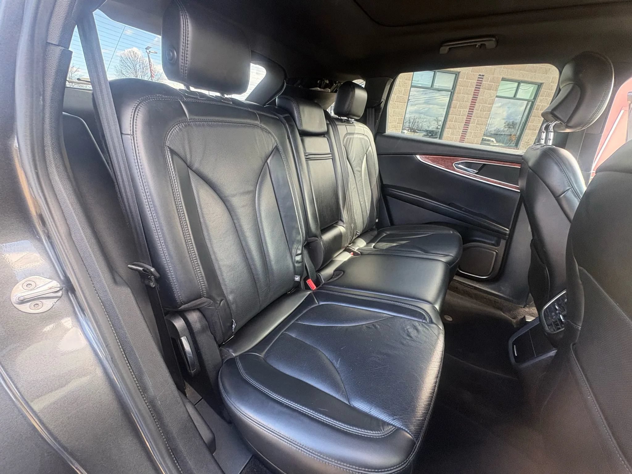 Used 2018 Lincoln MKX Reserve AWD/4WD image 11