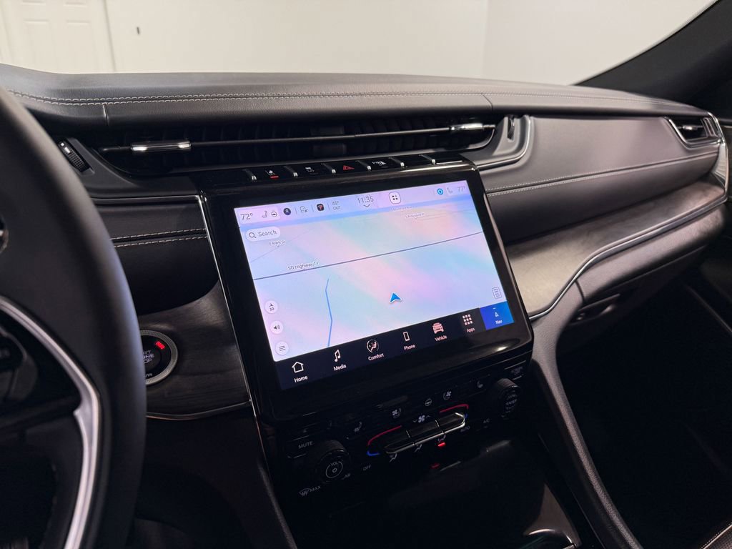 Used 2024 Jeep Grand Cherokee L Overland w/ Trailer Tow Package image 84